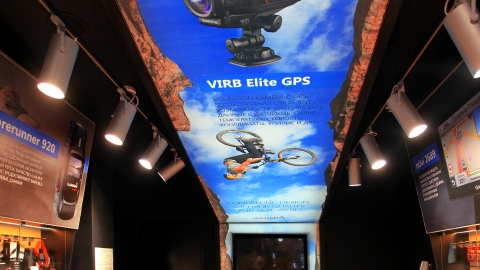 Дизайн печатных материалов для оформления фирменных магазинов Garmin
